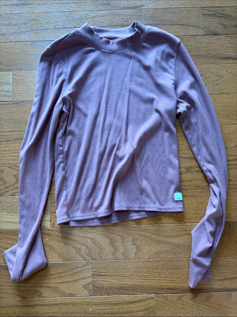 Vuori pose ribbed crew neck